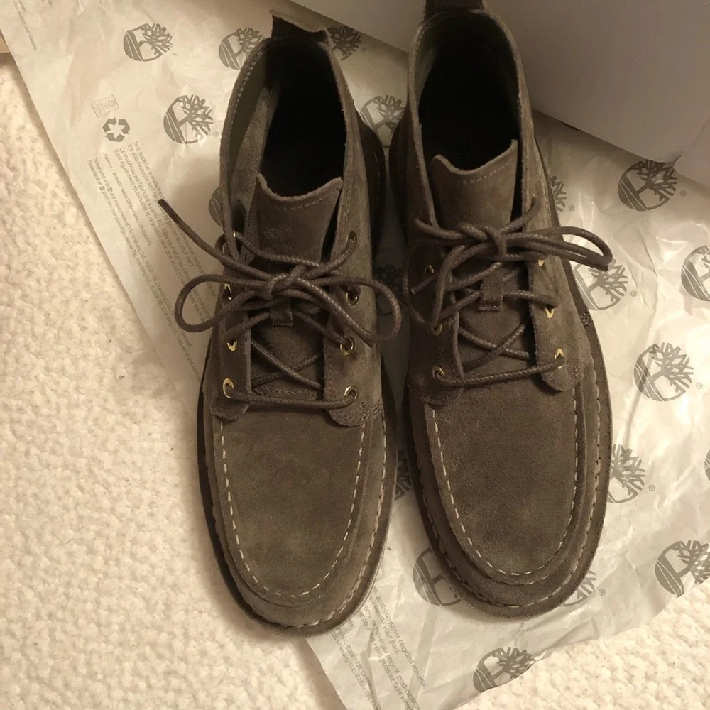 Timberland Men's Westmore Moc-toe Chukka Boots Canteen color suede , New in box
